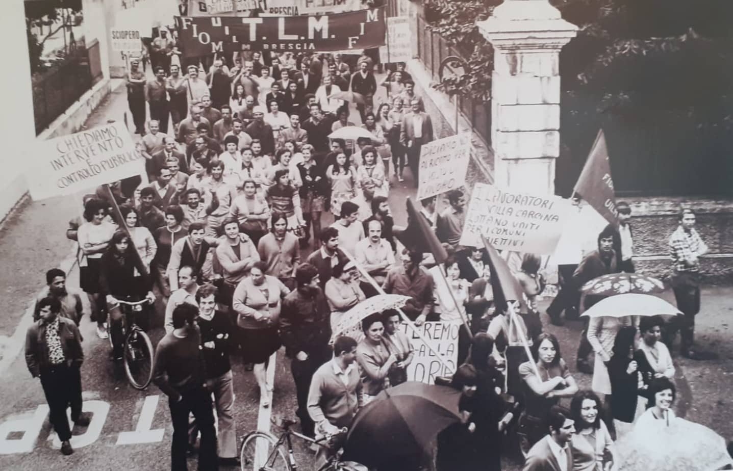 Emilio Cetti durante la manifestazione dei lavoratori TLM nel 1987